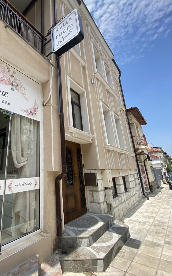 Къща За Гости Кребс Guesthousekrebs Shumen Exterior foto