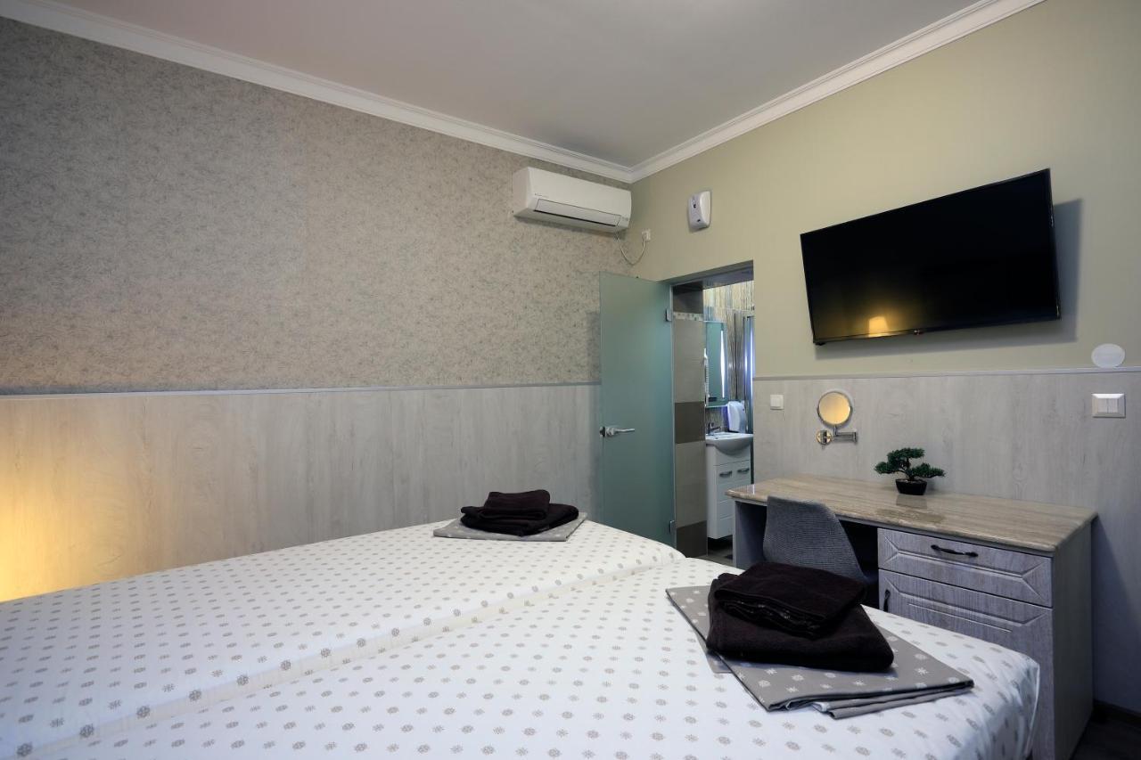 Къща За Гости Кребс Guesthousekrebs Shumen Exterior foto